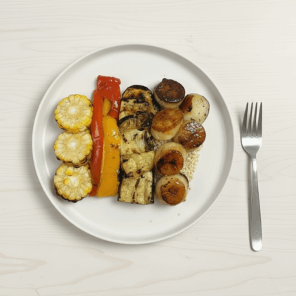 Shellabration! – Juicy scallops, garlicky pesto & sunshine veggies & brown rice pilaf!